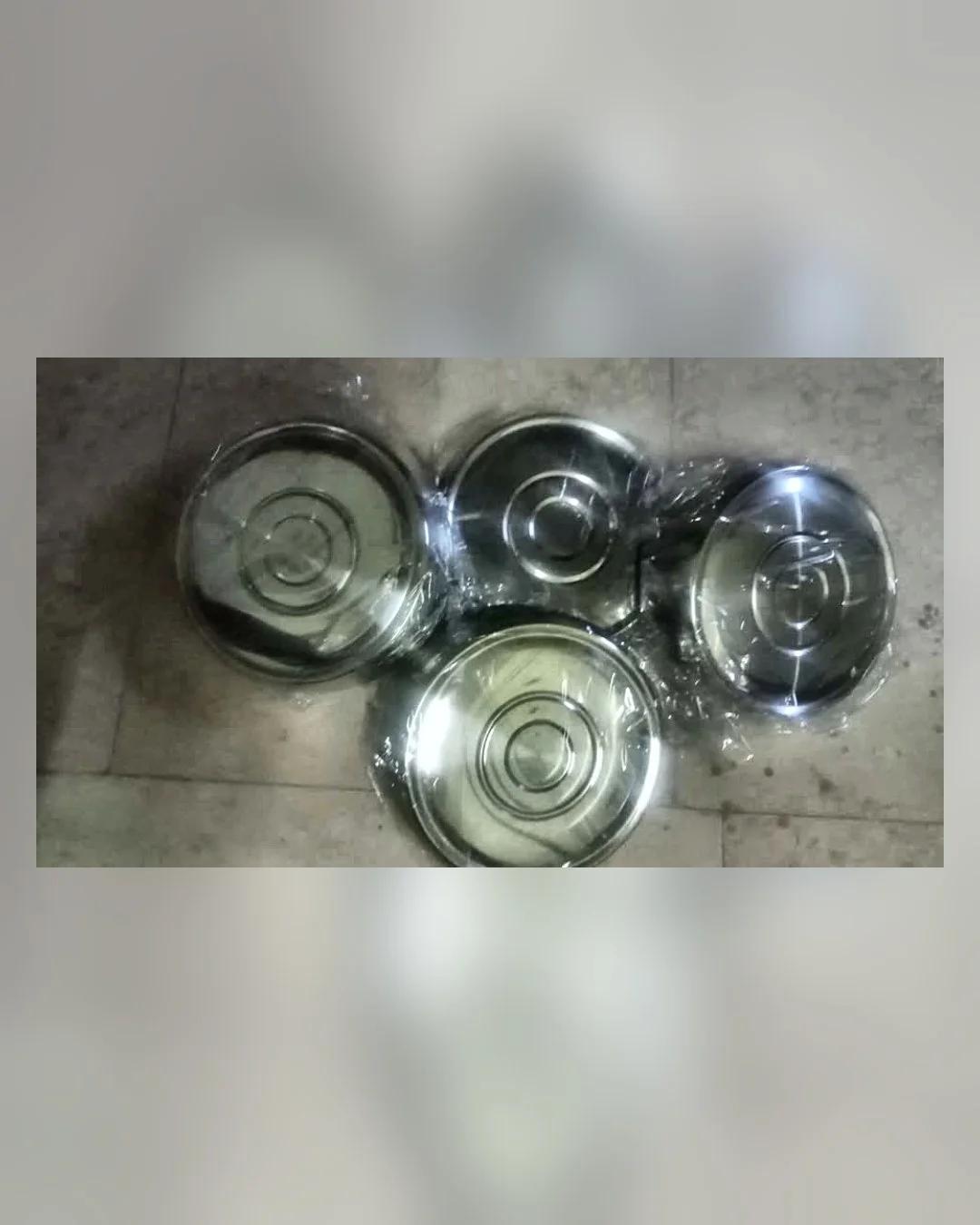 طقم طاسات عجل نيكل معدن (4 قطع) فيات / لادا — جديد