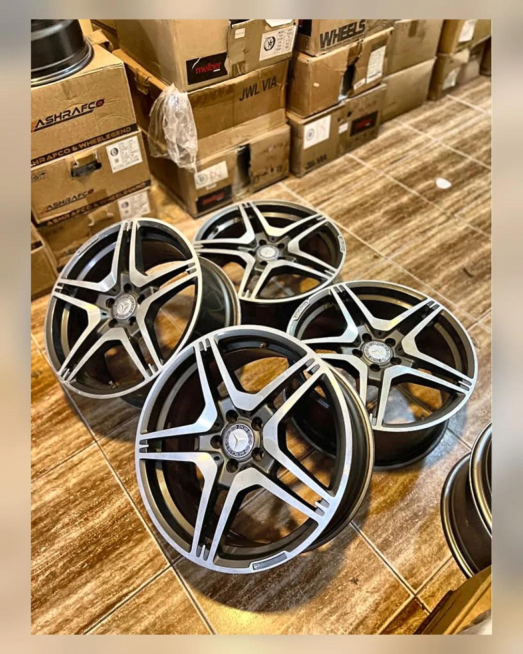 طقم جنوط AMG أورجينال 19 بوصة 8.5J ألماني — استيراد