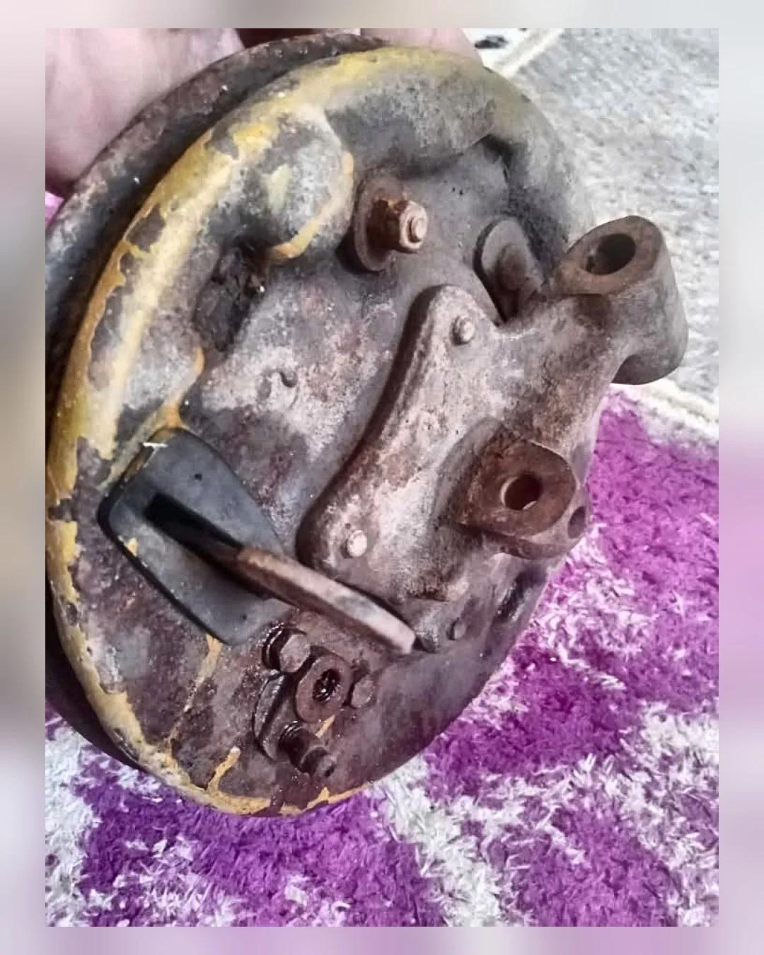 طنبورة فرامل خلفي كاملة بالسرة والشمعدان دايو لانوس — استيراد