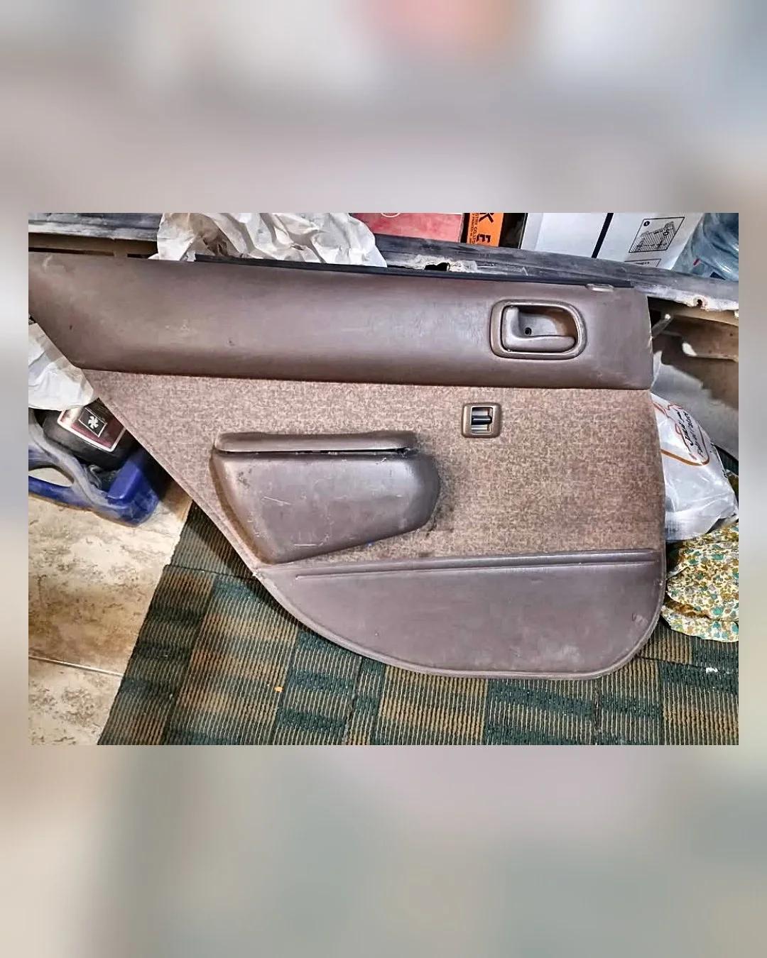 فرش باب خلفي شمال تويوتا كورولا E110 1998-2000 — استيراد