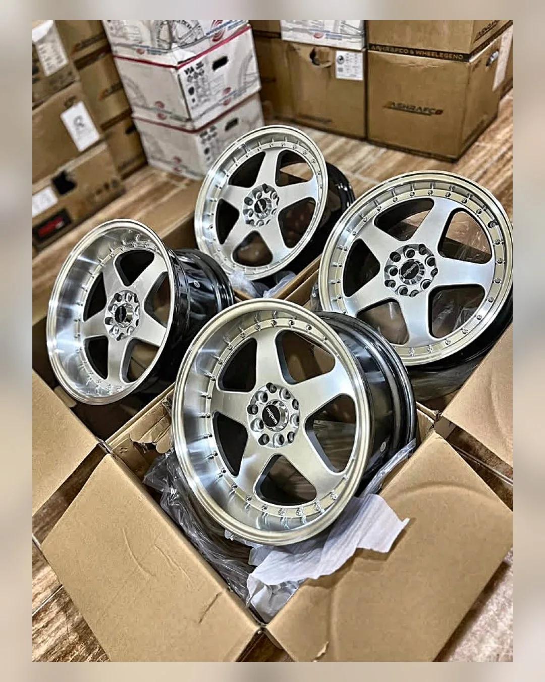 طقم جنوط Rotiform 17 بوصة 5×114/100 (7.5 أمامي / 8.5 خلفي) — جديد بالكرتونة