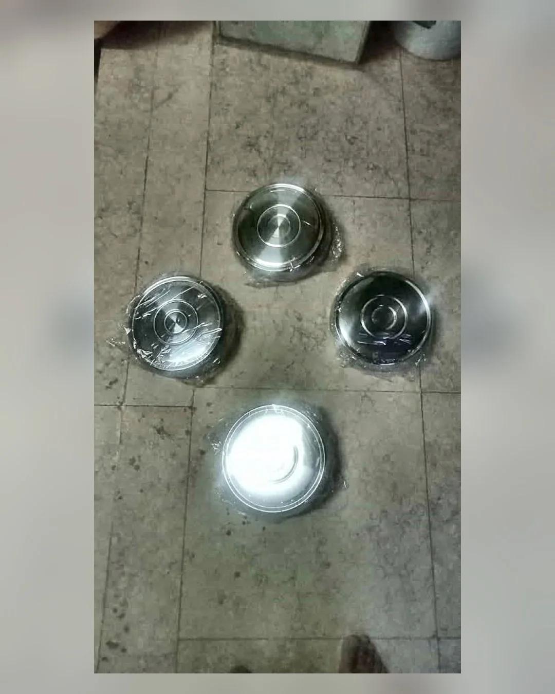 طقم طاسات عجل نيكل معدن (4 قطع) فيات / لادا — جديد