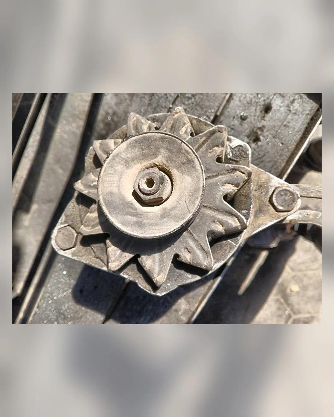 دينامو فيات شاهين / 128 — زيرو (ستوك قديم)