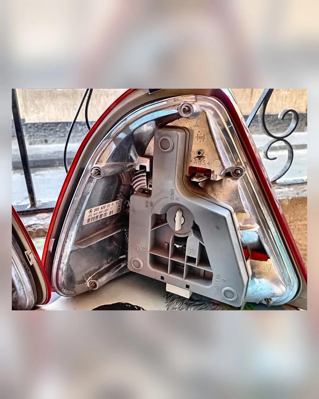 طقم فوانيس خلفي مرسيدس C-Class W202 — استيراد