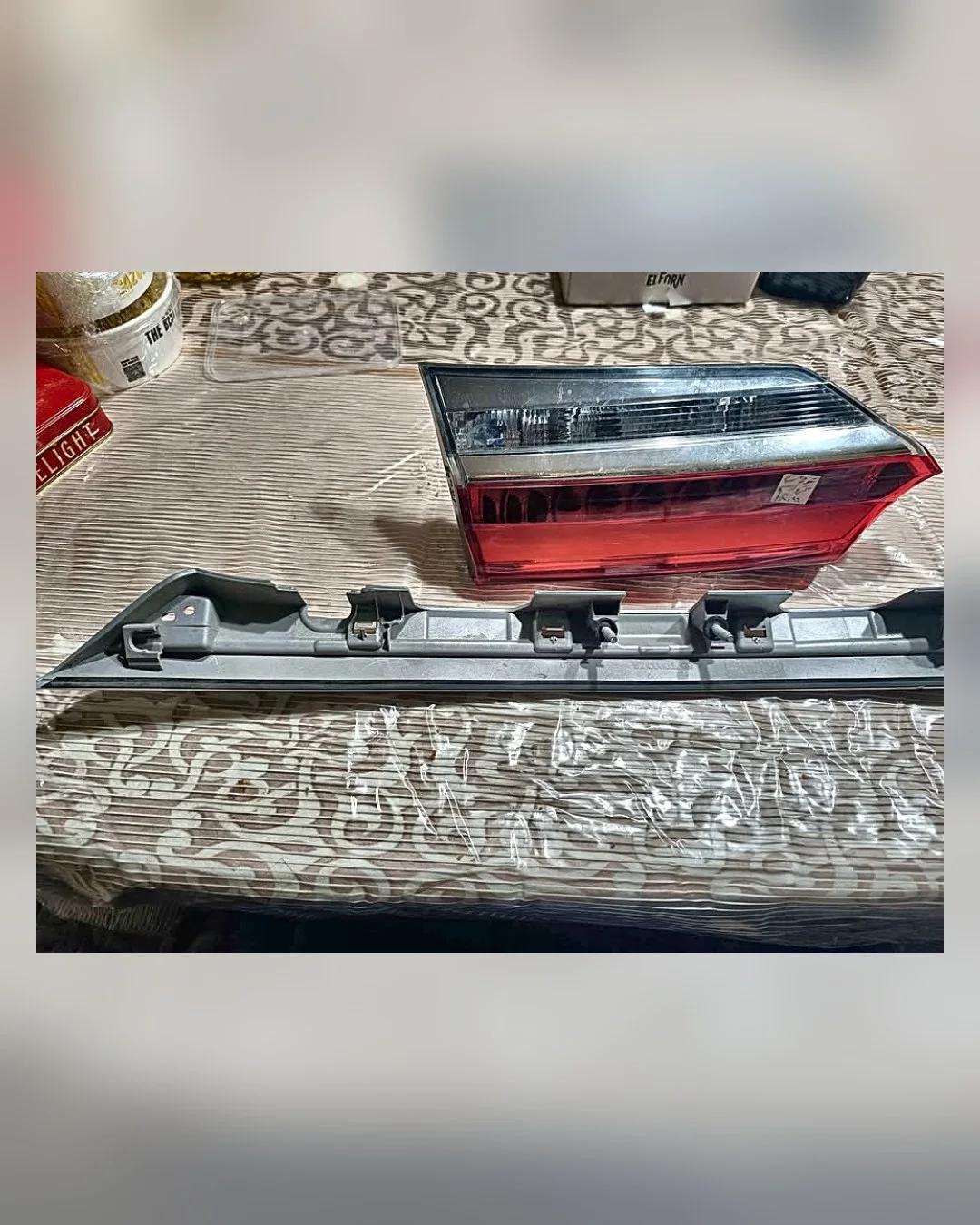 فانوس خلفي (على الشنطة) أصلي تويوتا كورولا — استيراد