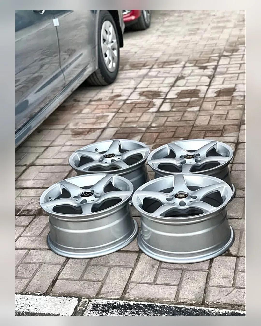 طقم جنوط 15 بوصة 4×100 7J — استيراد
