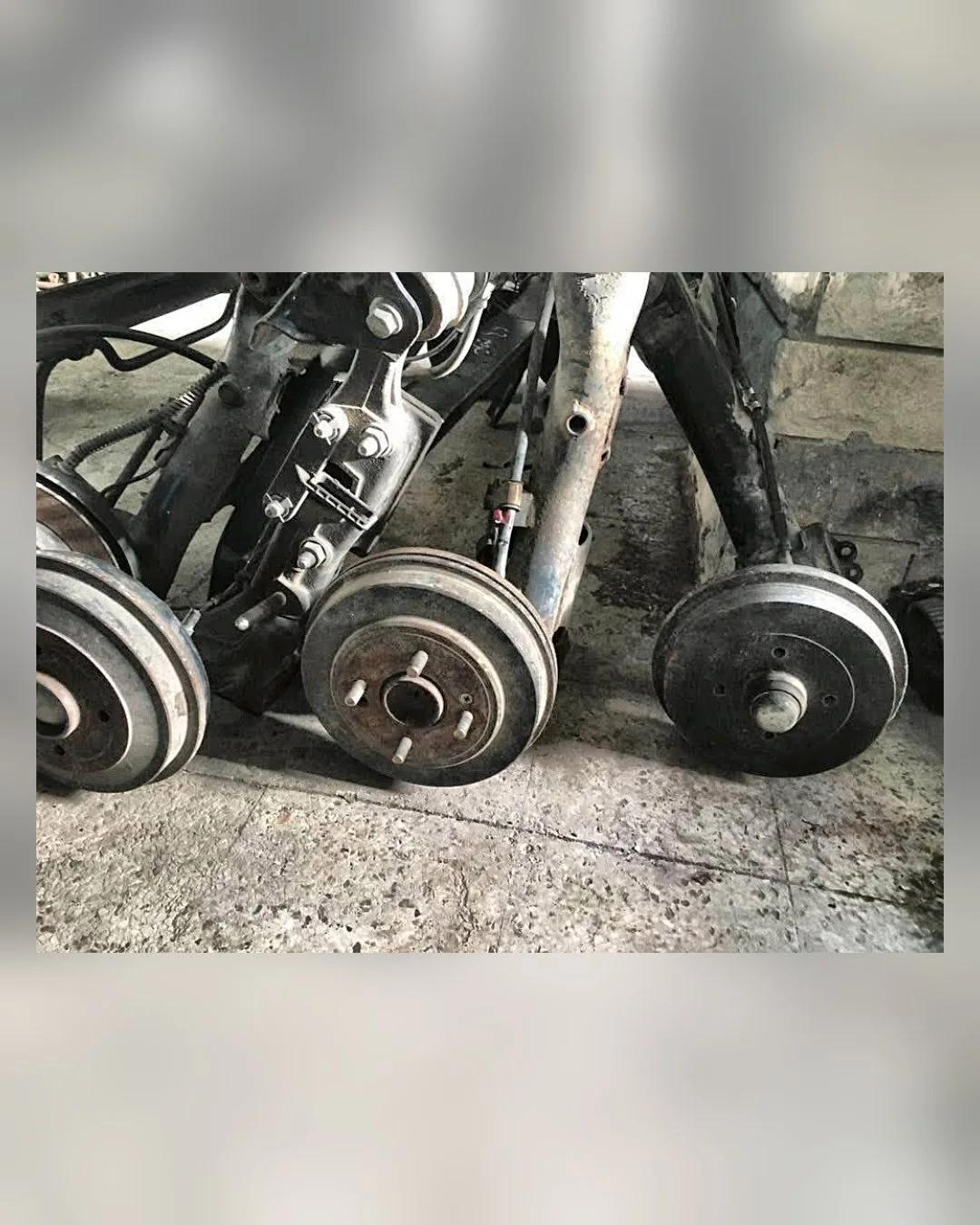 عفشة خلفي (دنجل) ستروين C3 — استيراد