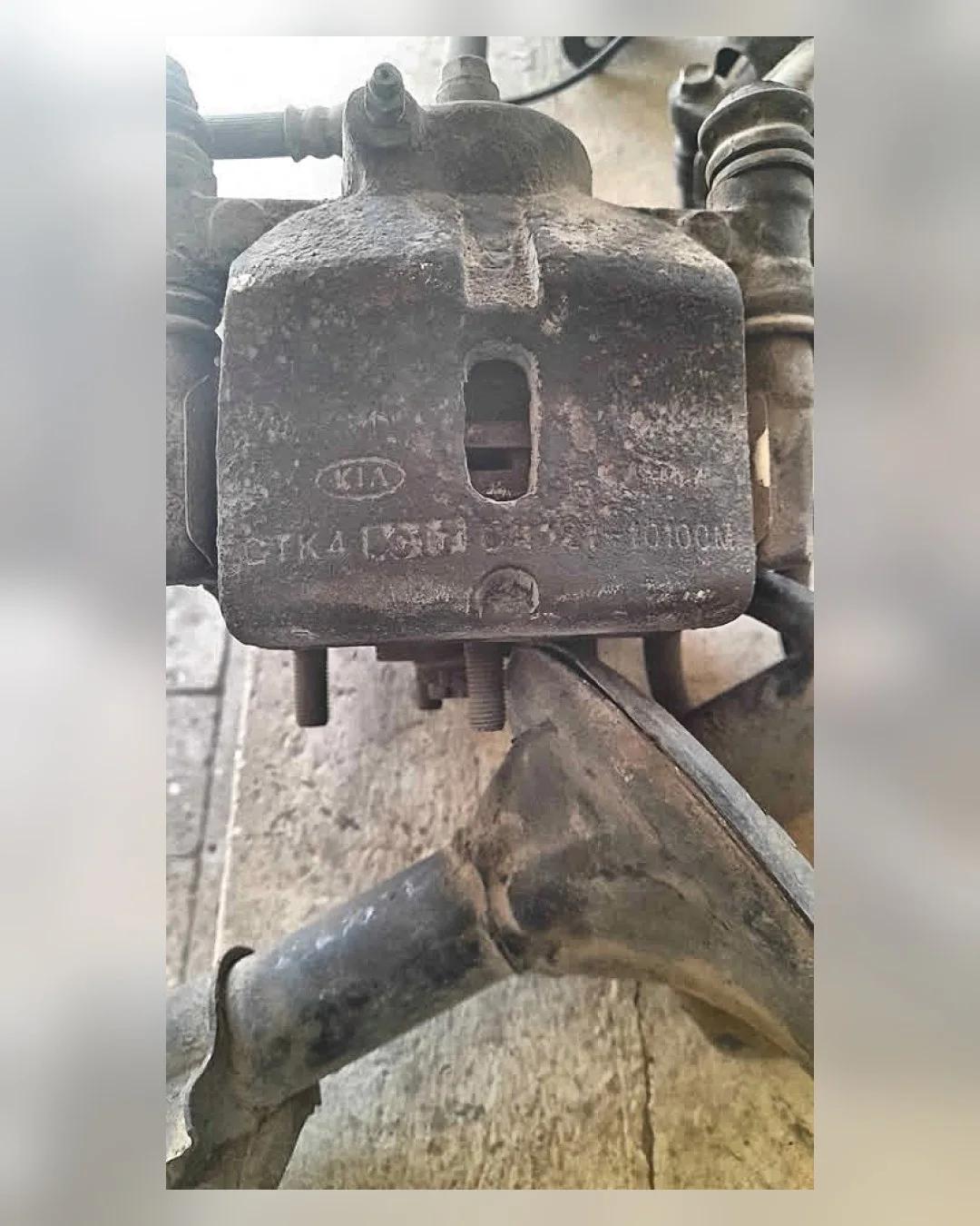 جنب عفشة أمامي يمين كامل كيا سيراتو — استيراد