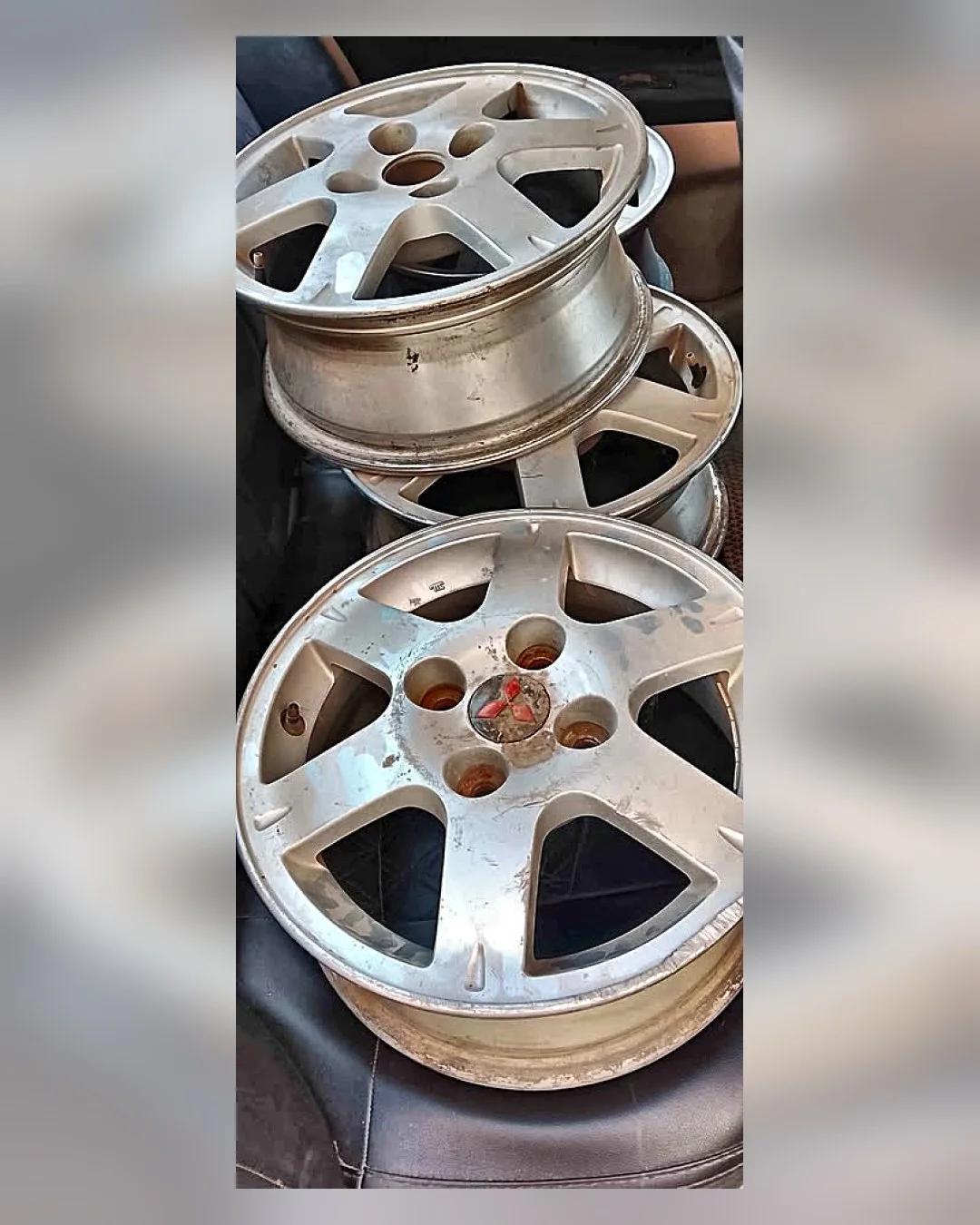 طقم جنوط بالكاوتش ميتسوبيشي لانسر بوما — استيراد
