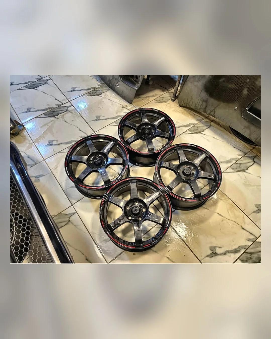 طقم جنوط Volk TE37 17 بوصة 5×114 عرض 7.5 — استيراد