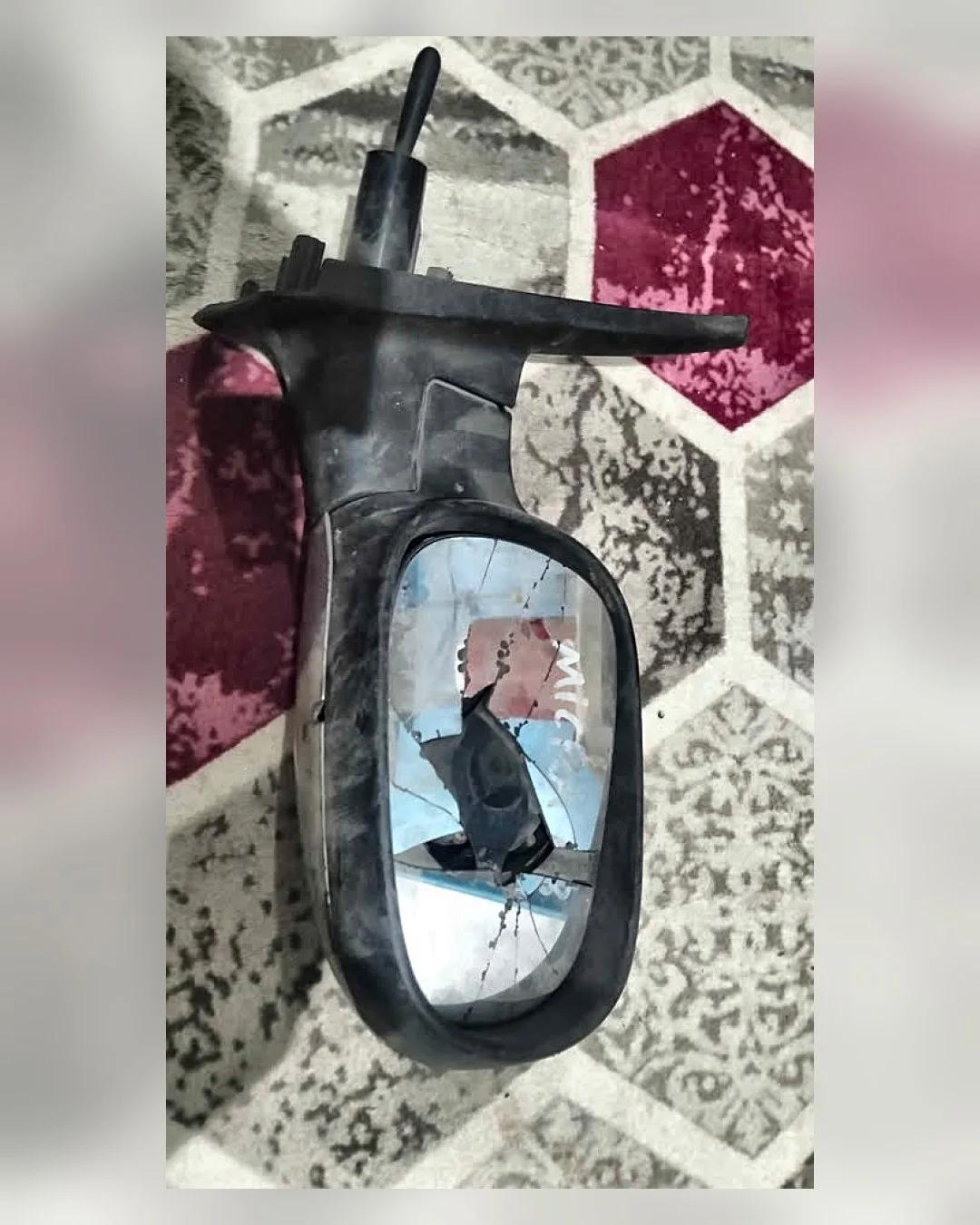 مراية جنب يمين رينو — استيراد