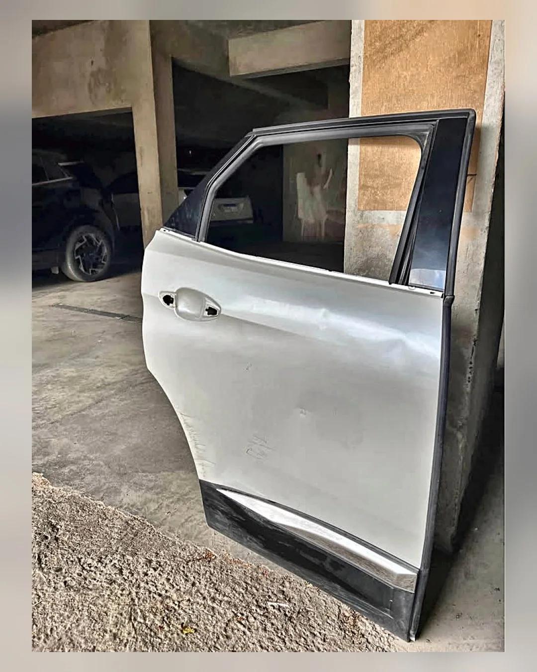 باب خلفي بيجو 301 2020 — استيراد