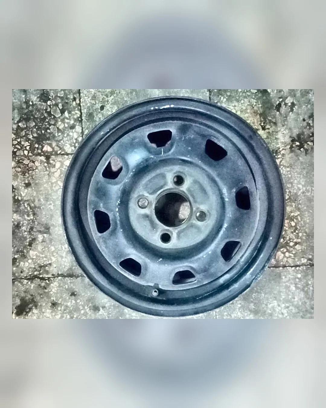 جنط حديد 13 بوصة أصلي هيونداي فيرنا — استيراد