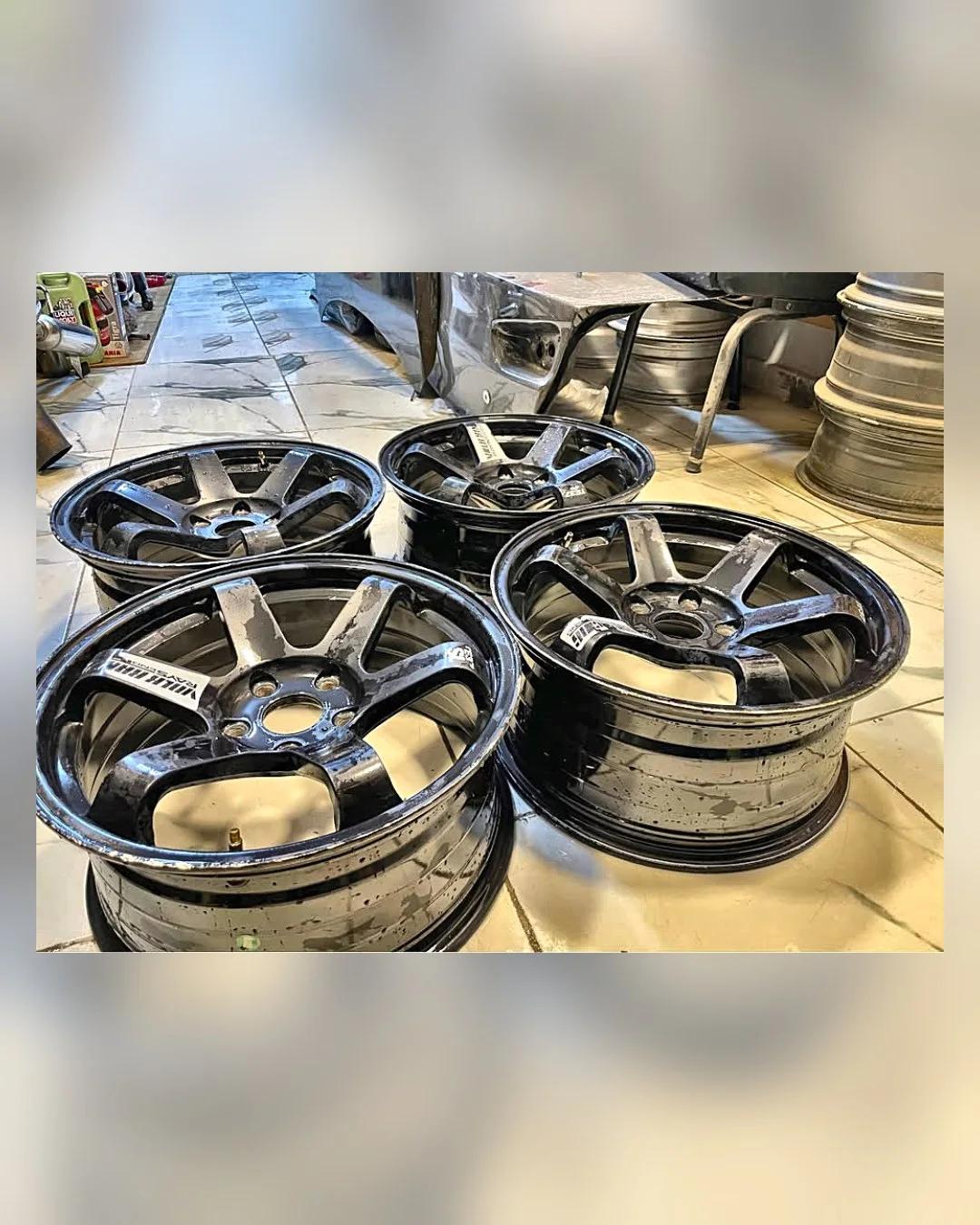 طقم جنوط Volk Spider 17 بوصة — استيراد