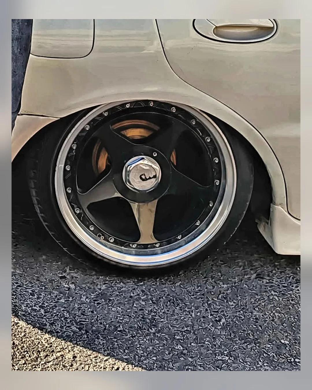 طقم جنوط Rotiform 16 بوصة بالكاوتش — استيراد