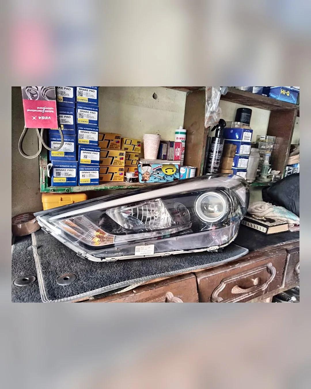 كشاف أمامي هيونداي توسان NX4 2021 — استيراد