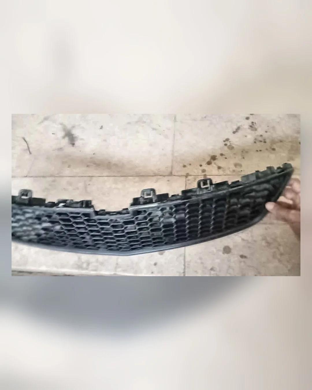 شبكة أمامية أصلية شيفروليه كروز — استيراد