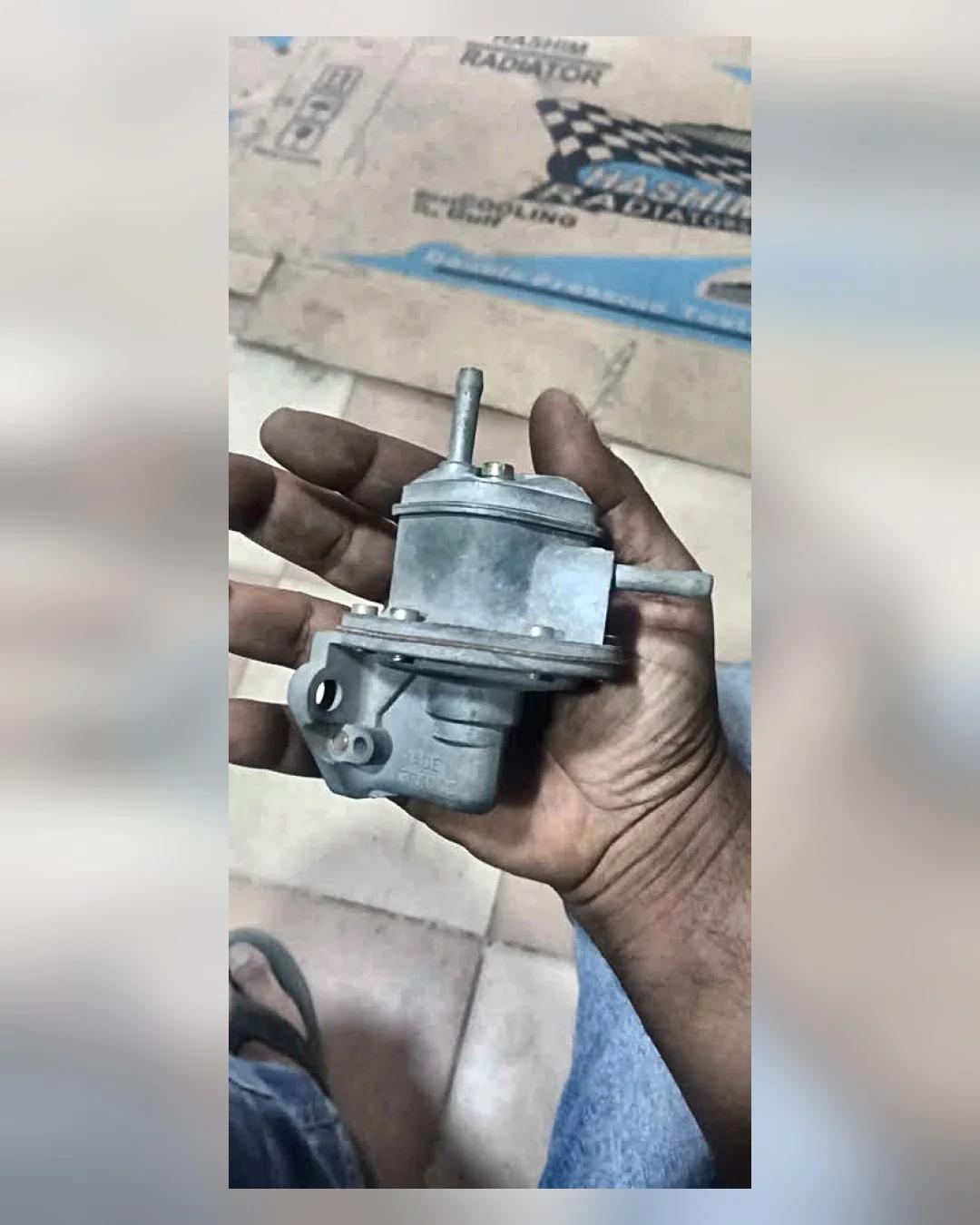 طلمبة بنزين ميكانيكية فيات 126 / 500